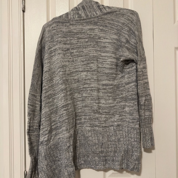 Aritzia Talula Heathered Grey Soft Cardigan - Picture 6 of 7
